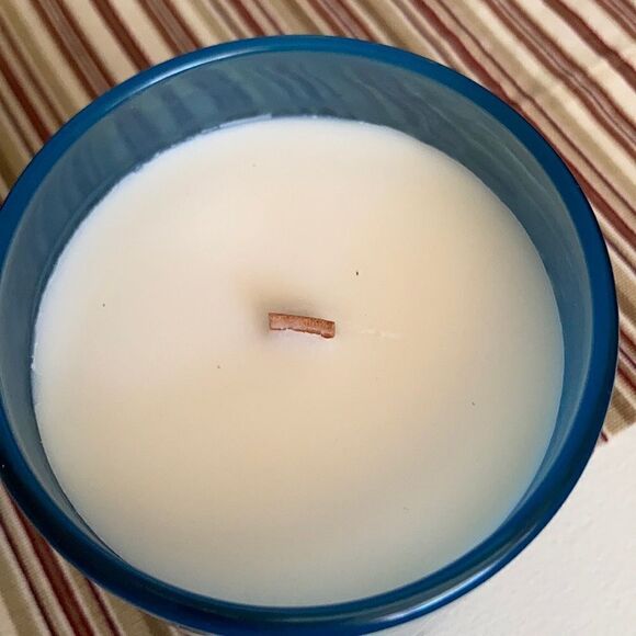 DW Home Winter Woods Wooden Wick Candle - Picture 3 of 5